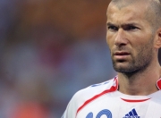 开云体育入口-孔德点燃赛场，勒沃库森轻取皇马，一场颠覆预期的战术胜利