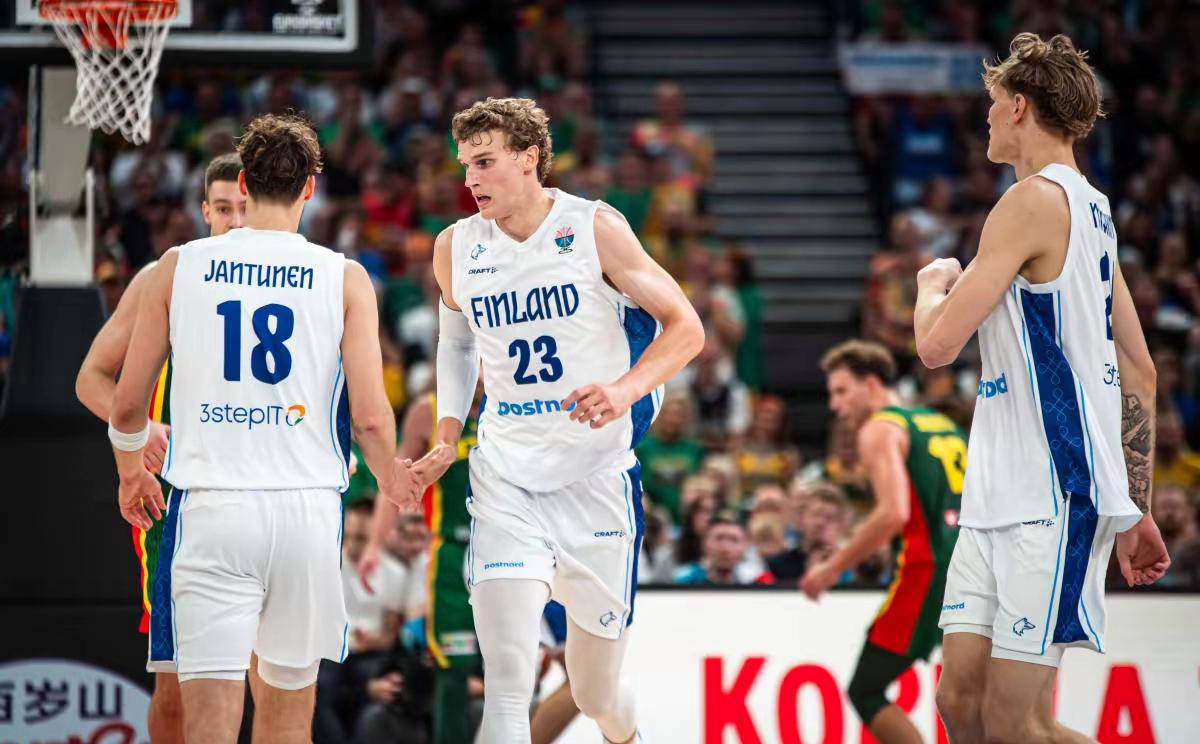 巴西男篮强势立陶宛男篮，莫兰特惊艳世界