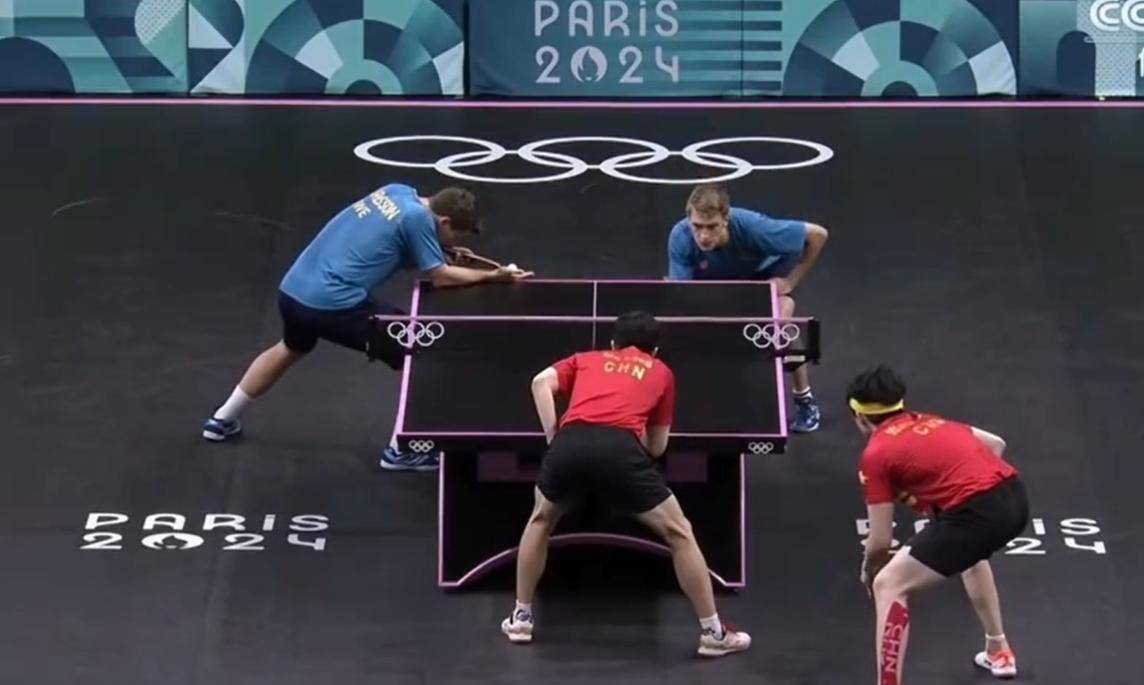 中国乒乓球队完胜日本乒乓球队，奥恰洛夫统治全场的简单介绍