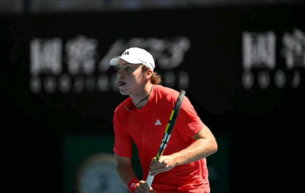 美国网球队血洗世界网球队，西西帕斯一己之力扛起全队