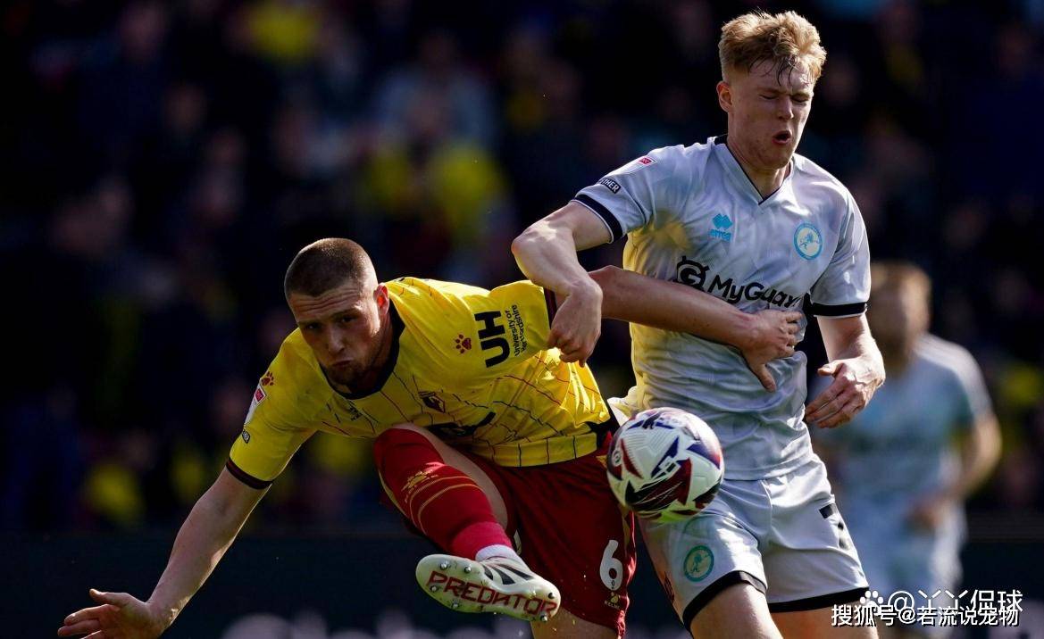 包含沃特福德队员缺席，球队成绩下滑的词条