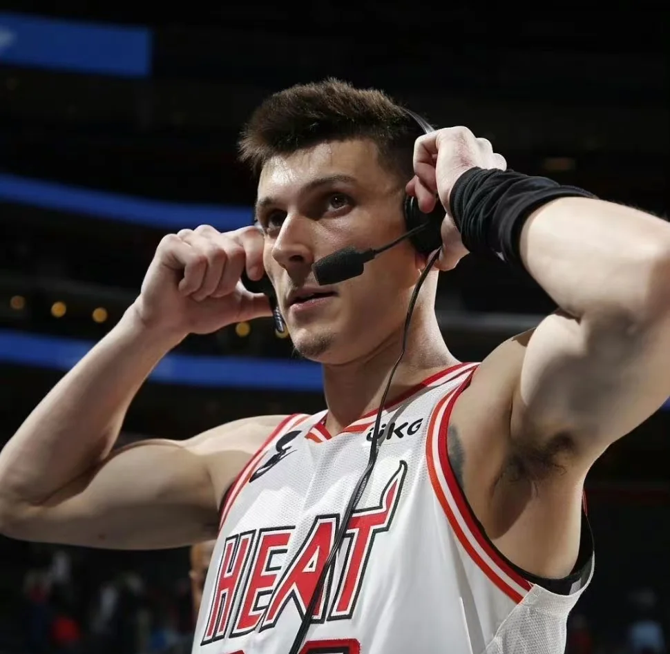 开拓者交易传闻频传,球员心态受影响的简单介绍 开拓者交易传闻频传,球员心态受影响的简单介绍