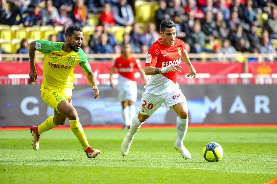 包含南特主场逼平摩纳哥,保持不败战绩的词条 包含南特主场逼平摩纳哥,保持不败战绩的词条