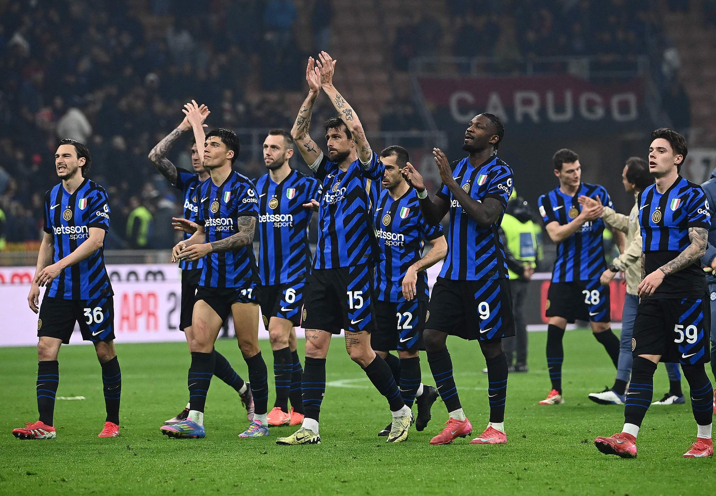 热刺客场大胜AC米兰，领先积分榜的简单介绍