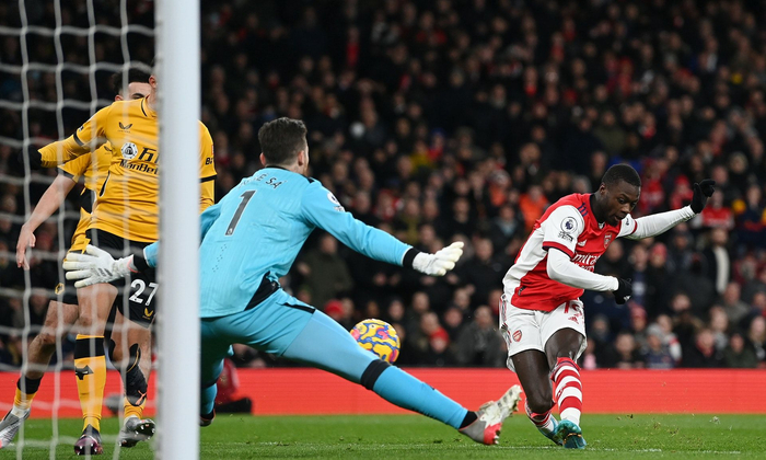 阿森纳前锋拉卡泽特破门助球队扳平比分的简单介绍