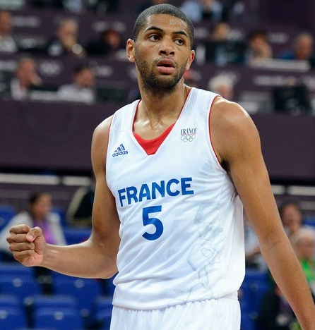 关于法国男篮绝杀凯尔特人B队，巴图姆绝境逆转的信息