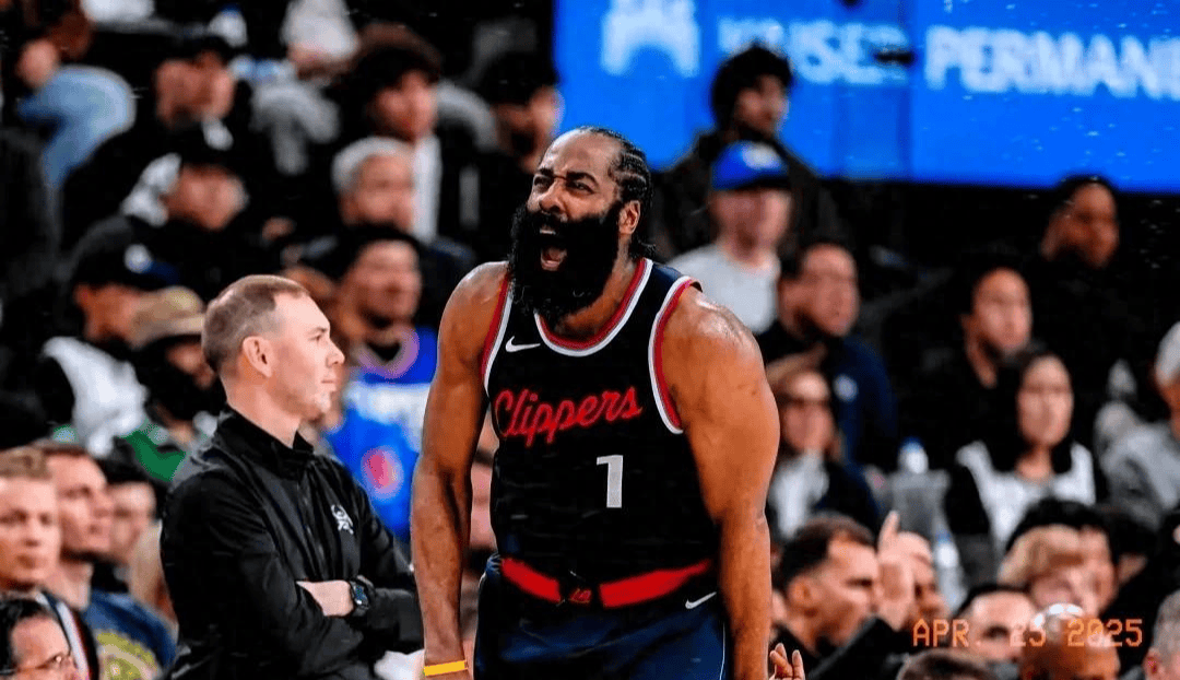 包含尼克斯碾压江苏队，哈登点燃赛场的词条