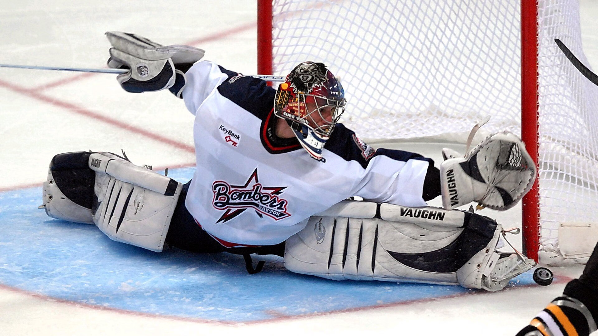 范弗利特末节狂飙19分，活塞加时鏖战力克马刺